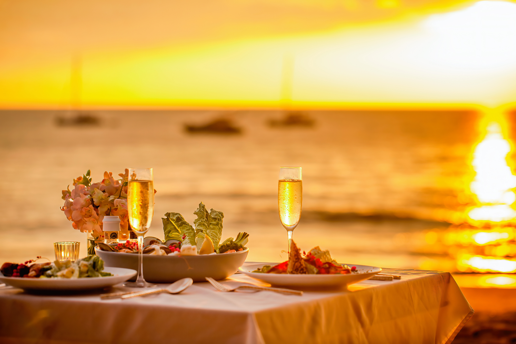 The 4 Most Romantic Seafood Restaurants In Orange Beach